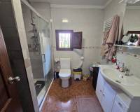 Wederverkoop - Detached villa - 