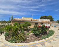 Wederverkoop - Detached villa - 