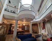 Wederverkoop - Detached villa - 