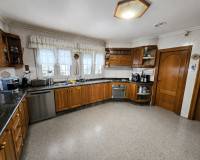 Wederverkoop - Detached villa - 