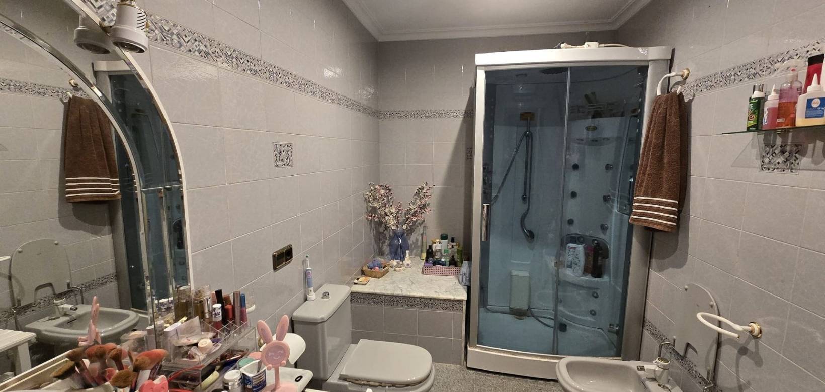 Wederverkoop - Detached villa - 