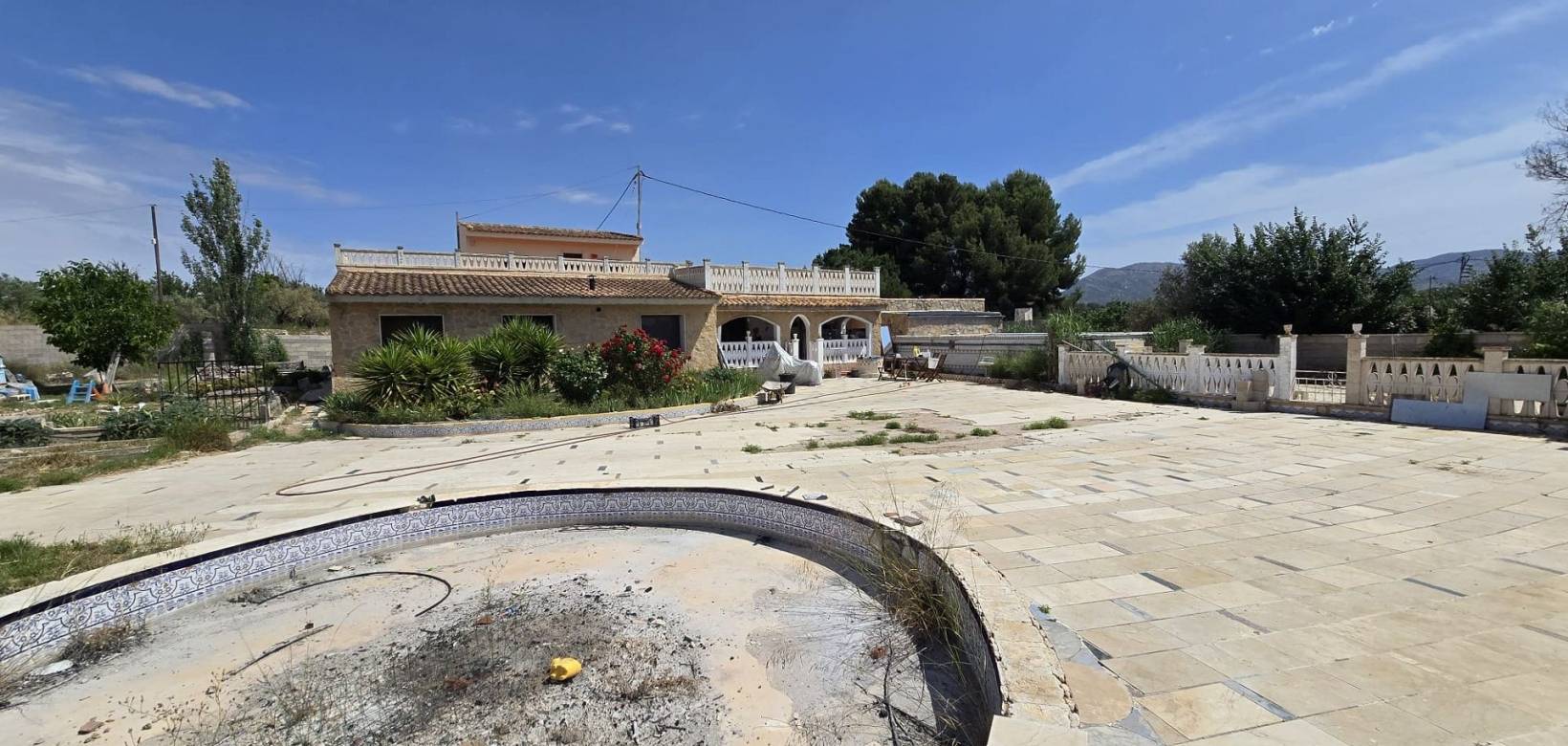 Wederverkoop - Detached villa - 