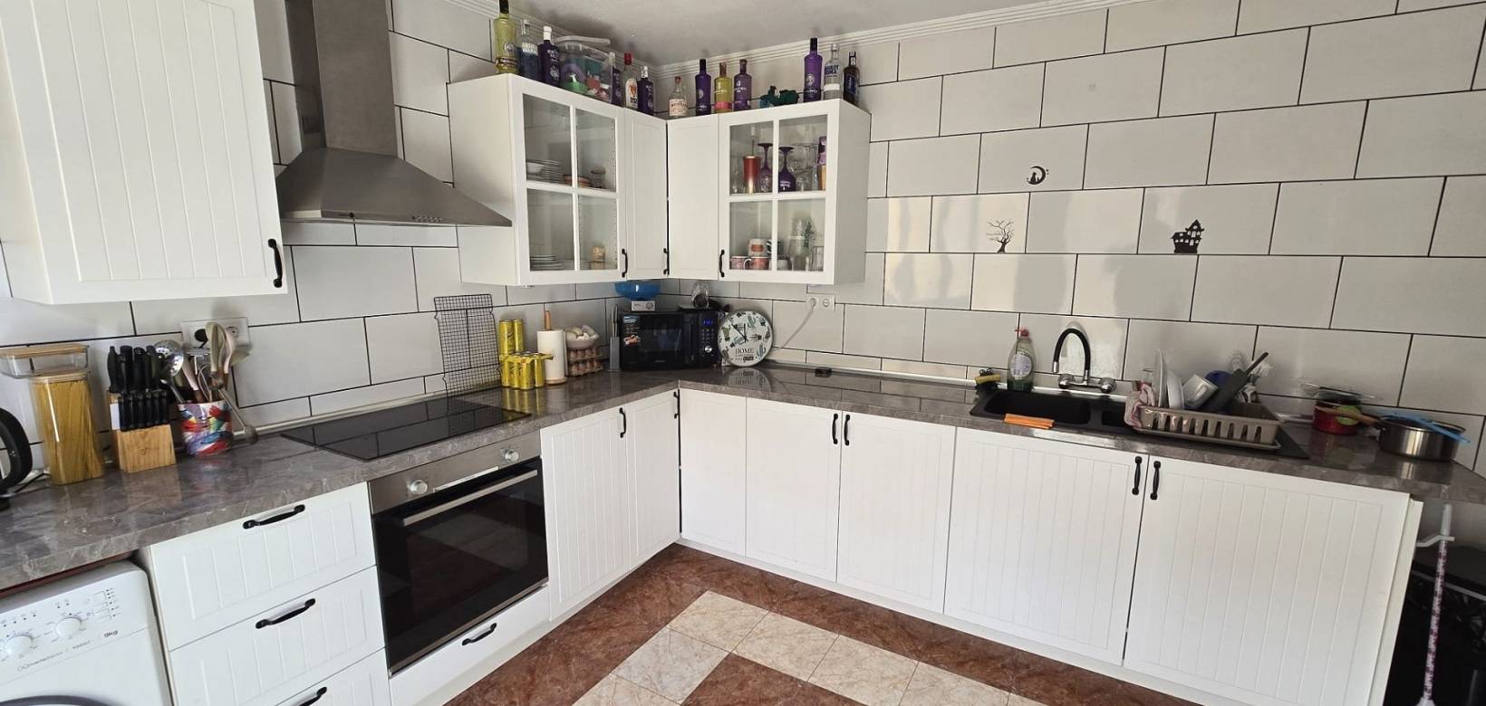 Wederverkoop - Detached villa - 