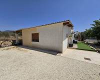 Wederverkoop - Detached villa - 