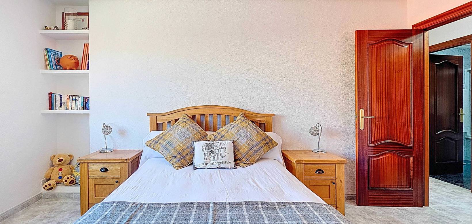 Wederverkoop - Herenhuis - Pinoso