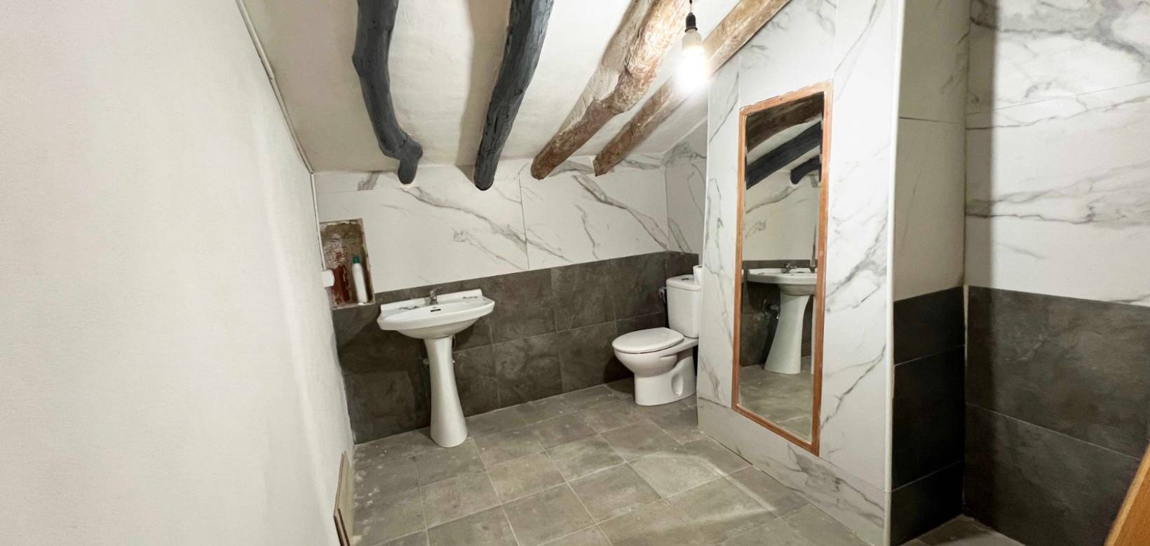 Wederverkoop - Herenhuizen - Hondón de los Fráiles