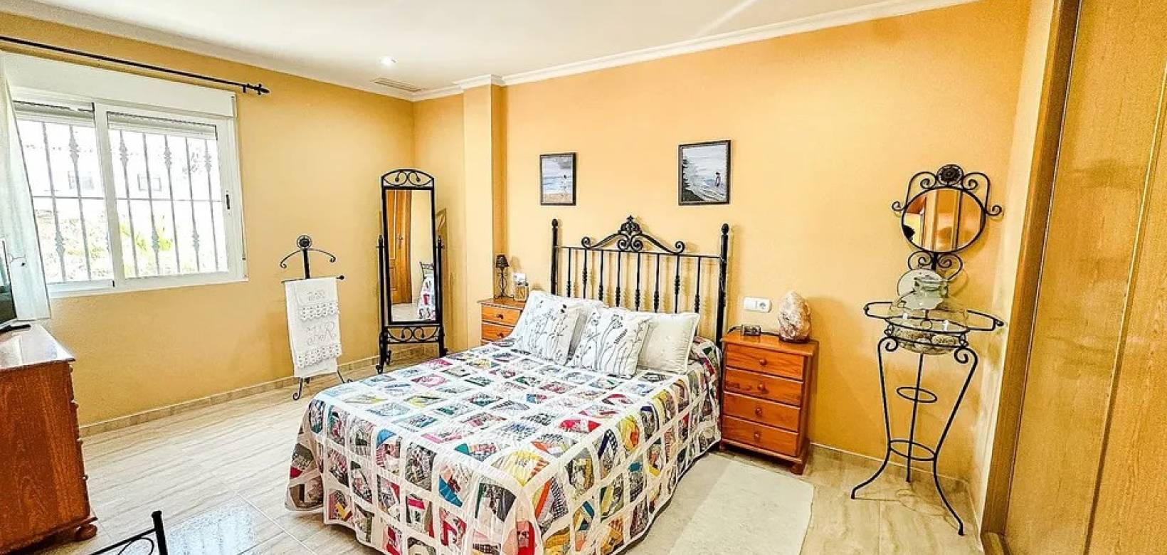 Wederverkoop - Herenhuizen - Hondón de los Fráiles