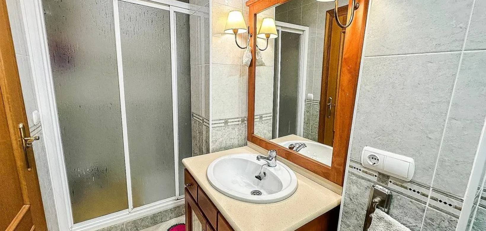 Wederverkoop - Herenhuizen - Hondón de los Fráiles