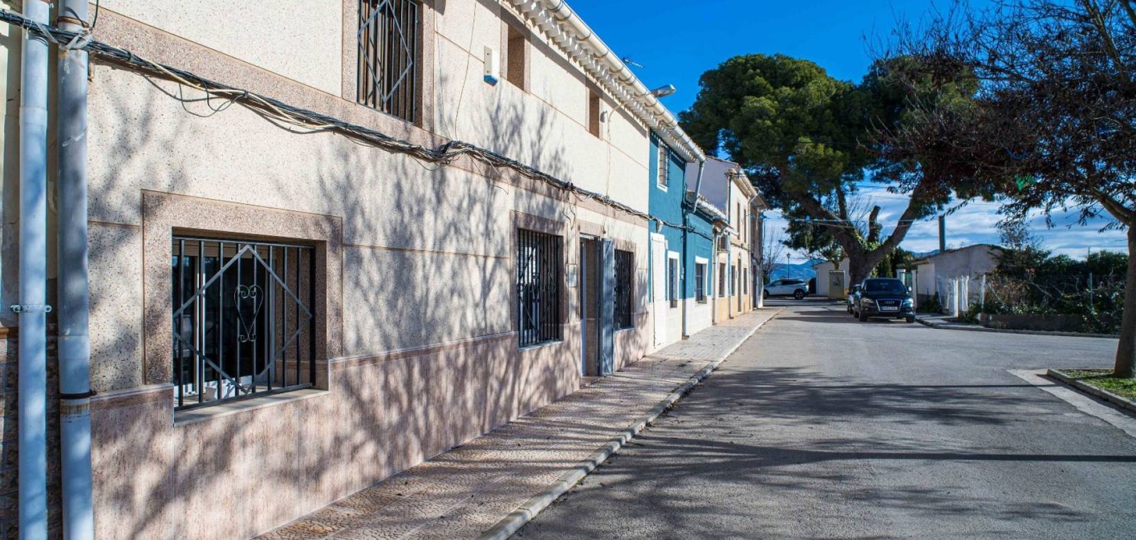 Wederverkoop - Landhuis - Pinoso - 