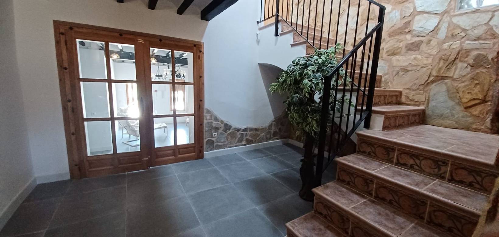 Wederverkoop - Landhuis - Pinoso - 