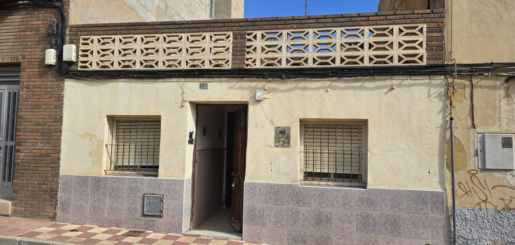 Wederverkoop - Restoration project - 