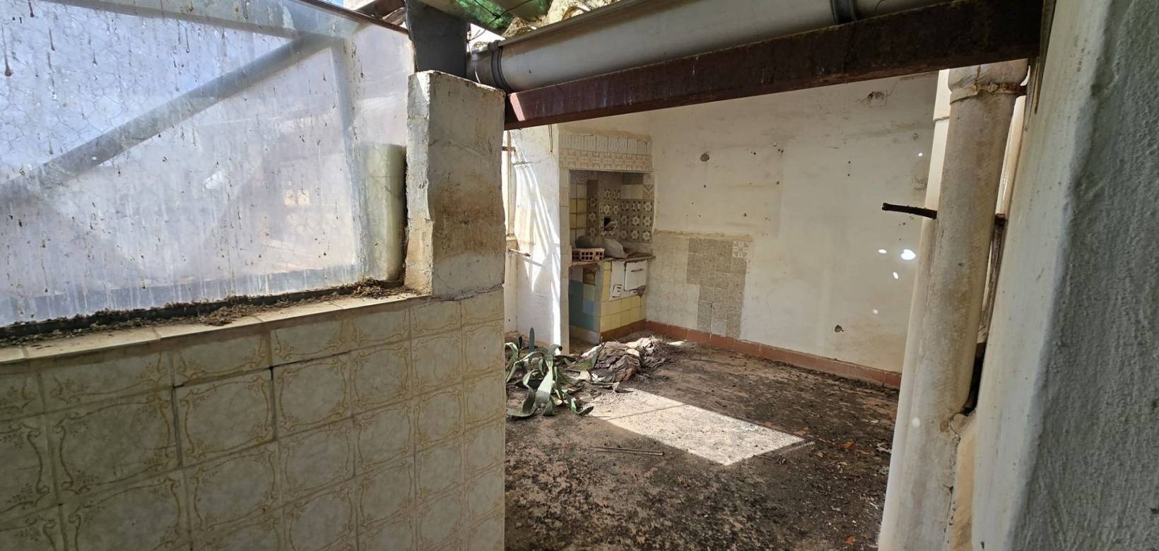 Wederverkoop - Restoration project - 