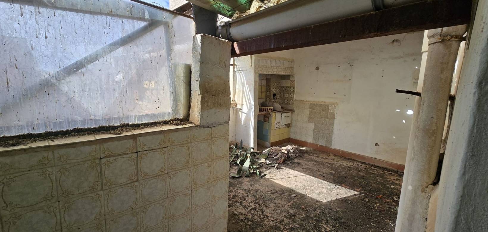 Wederverkoop - Restoration project - 