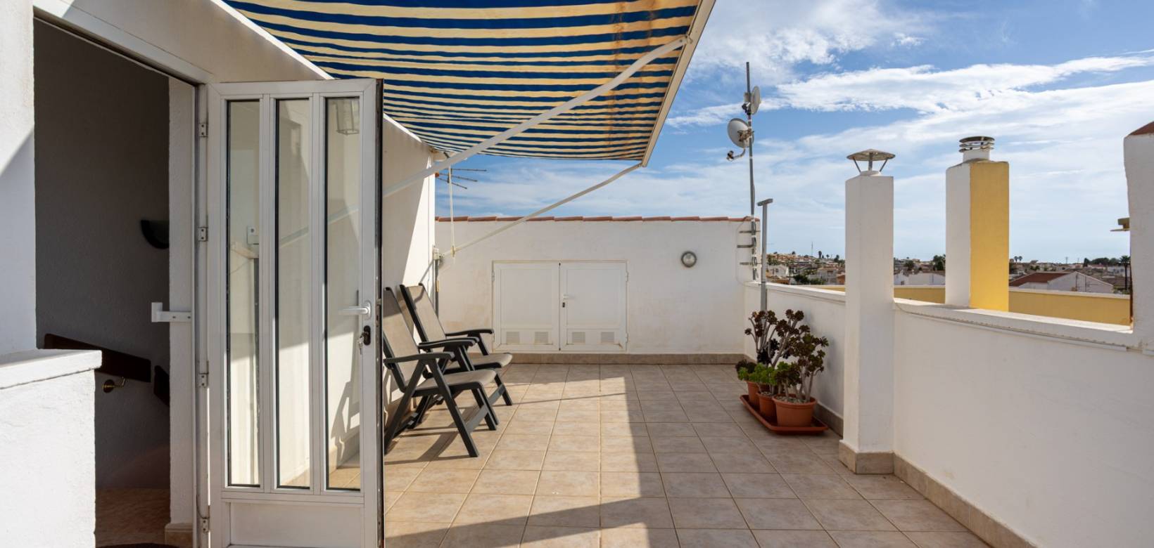Wederverkoop - Terraced house / Townhouse - Torrevieja - La Siesta