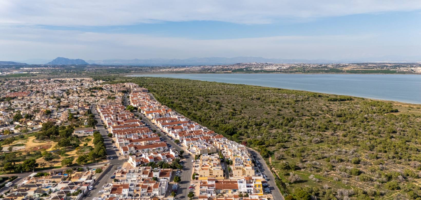 Wederverkoop - Terraced house / Townhouse - Torrevieja - La Siesta