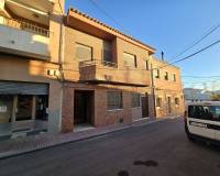 Wederverkoop - Townhouse - Salinas