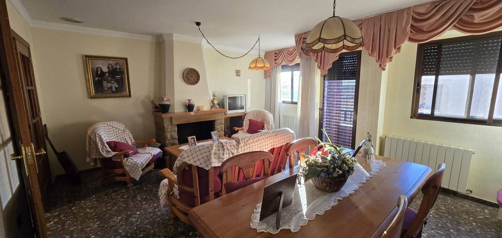 Wederverkoop - Townhouse - Salinas