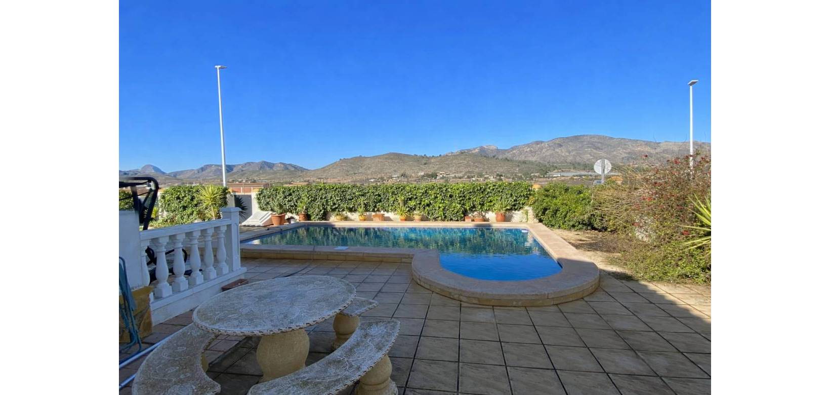 Wederverkoop - Villa - Hondón de las Nieves