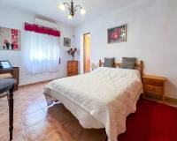 Wederverkoop - Villa - Hondón de las Nieves