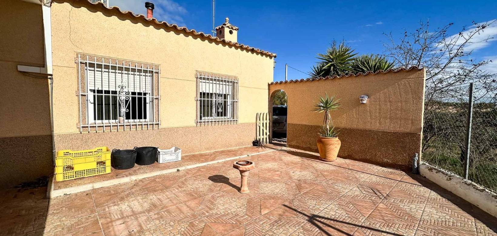 Wederverkoop - Villa - Hondón de las Nieves