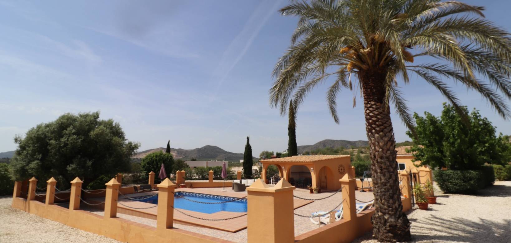 Wederverkoop - Villa - Hondón de las Nieves - 