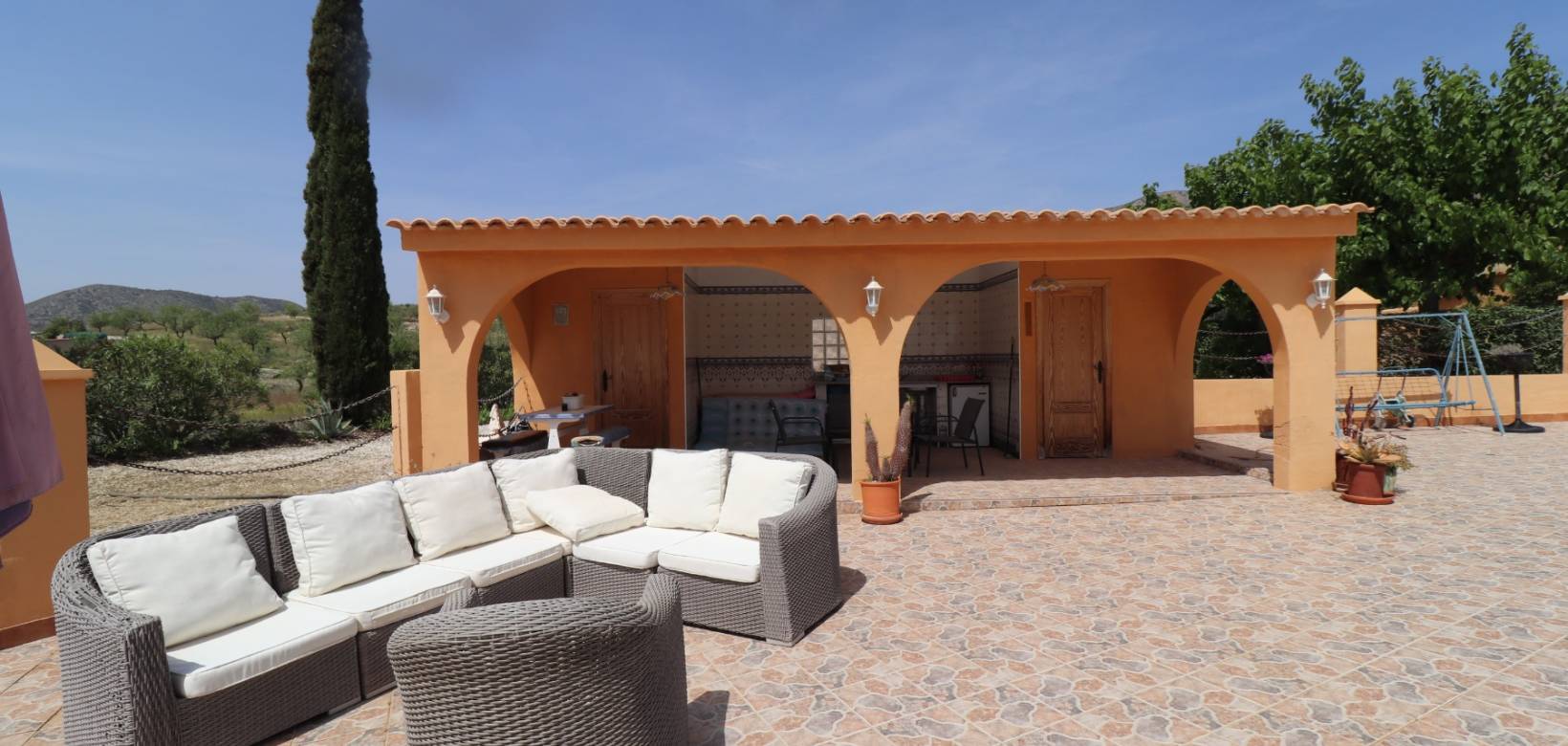 Wederverkoop - Villa - Hondón de las Nieves - 