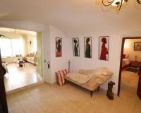 Wederverkoop - Villa - Hondón de las Nieves - 