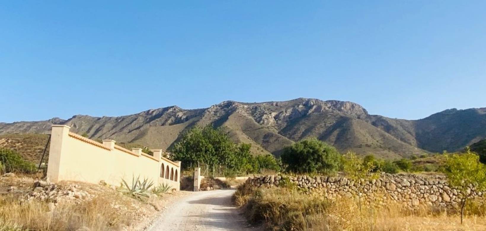 Wederverkoop - Villa - Hondón de las Nieves