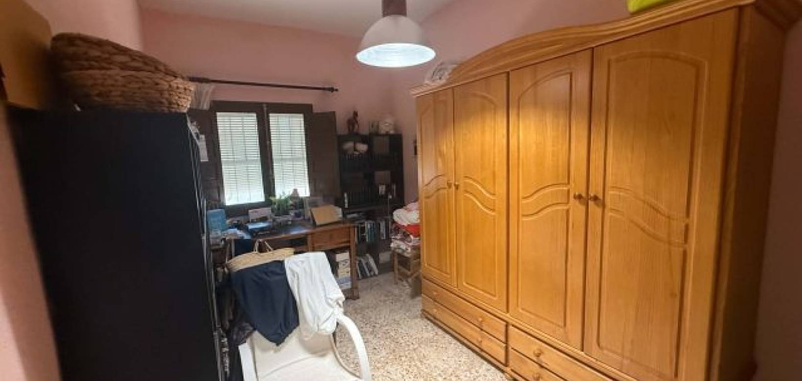 Wederverkoop - Villa - Hondón de las Nieves