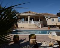 Wederverkoop - Villa - Hondón de las Nieves