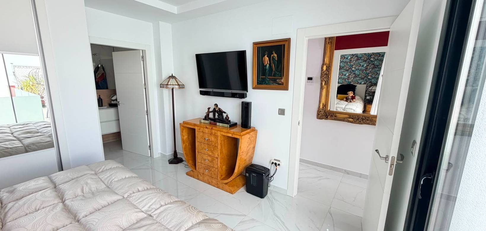 Wederverkoop - Villa - Los Montesinos - La Herrada
