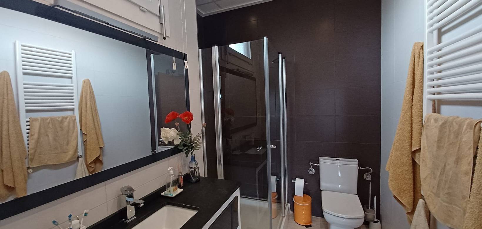 Wederverkoop - Villa -  - Monovar