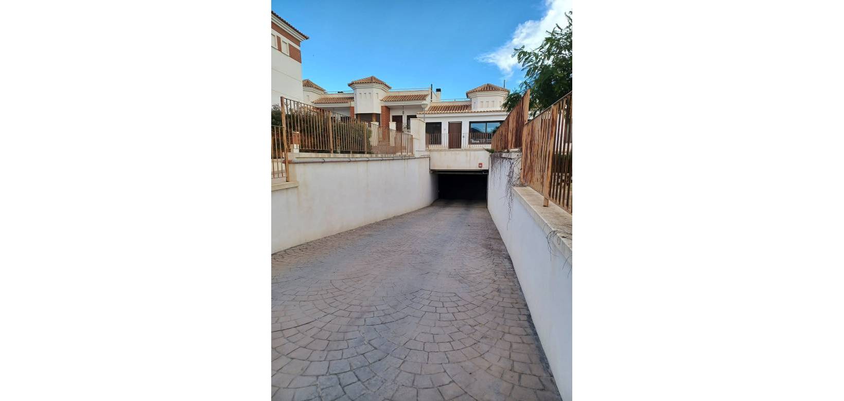 Wederverkoop - Villa -  - Monovar