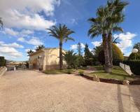 Wederverkoop - Villa -  - Monovar