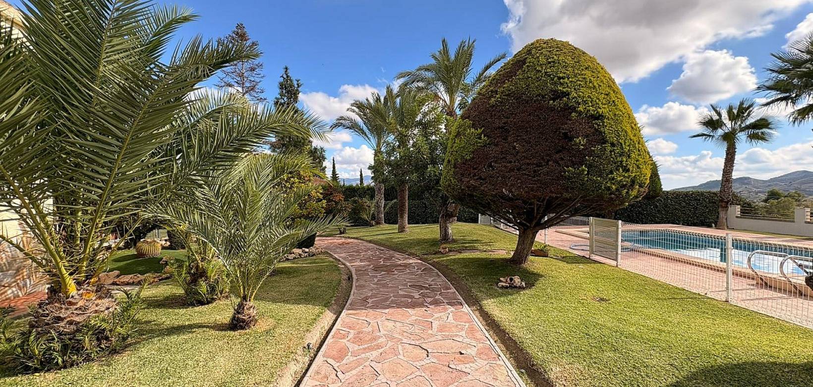 Wederverkoop - Villa -  - Monovar