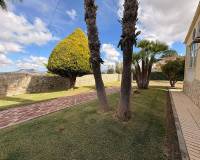 Wederverkoop - Villa -  - Monovar