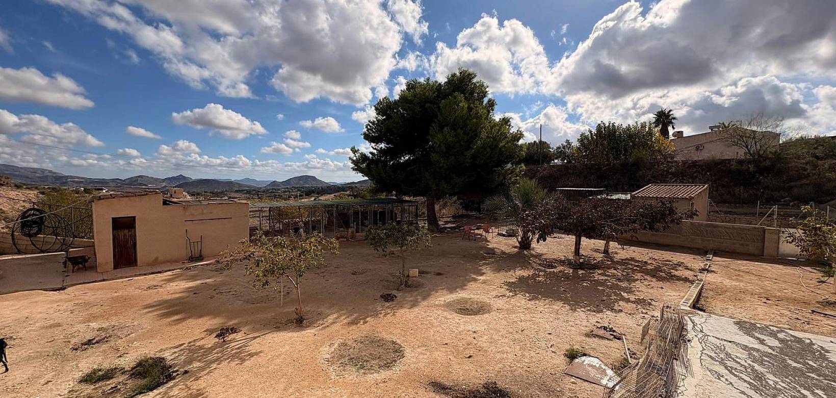 Wederverkoop - Villa -  - Monovar