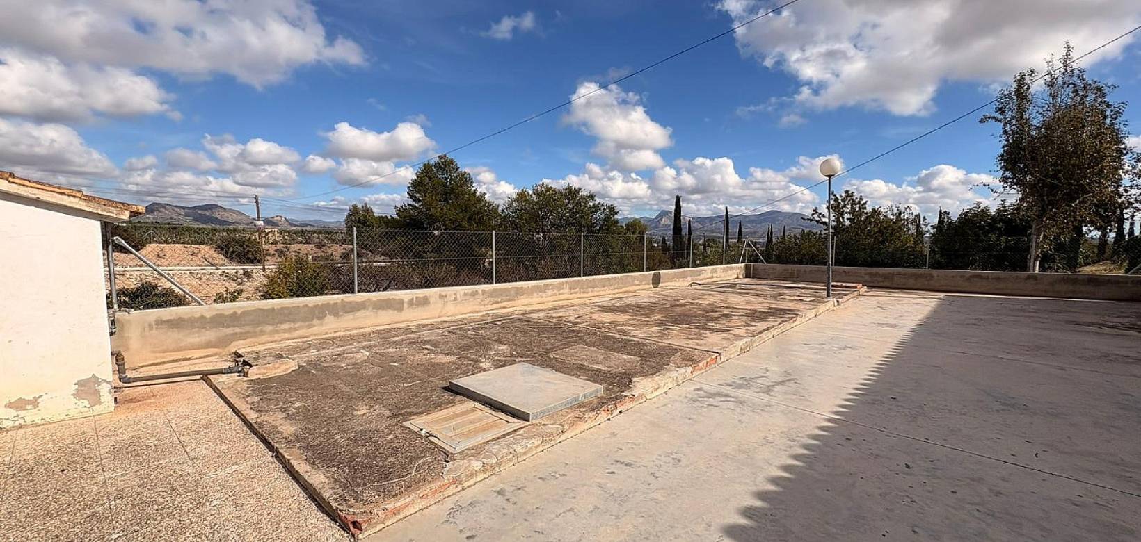 Wederverkoop - Villa -  - Monovar