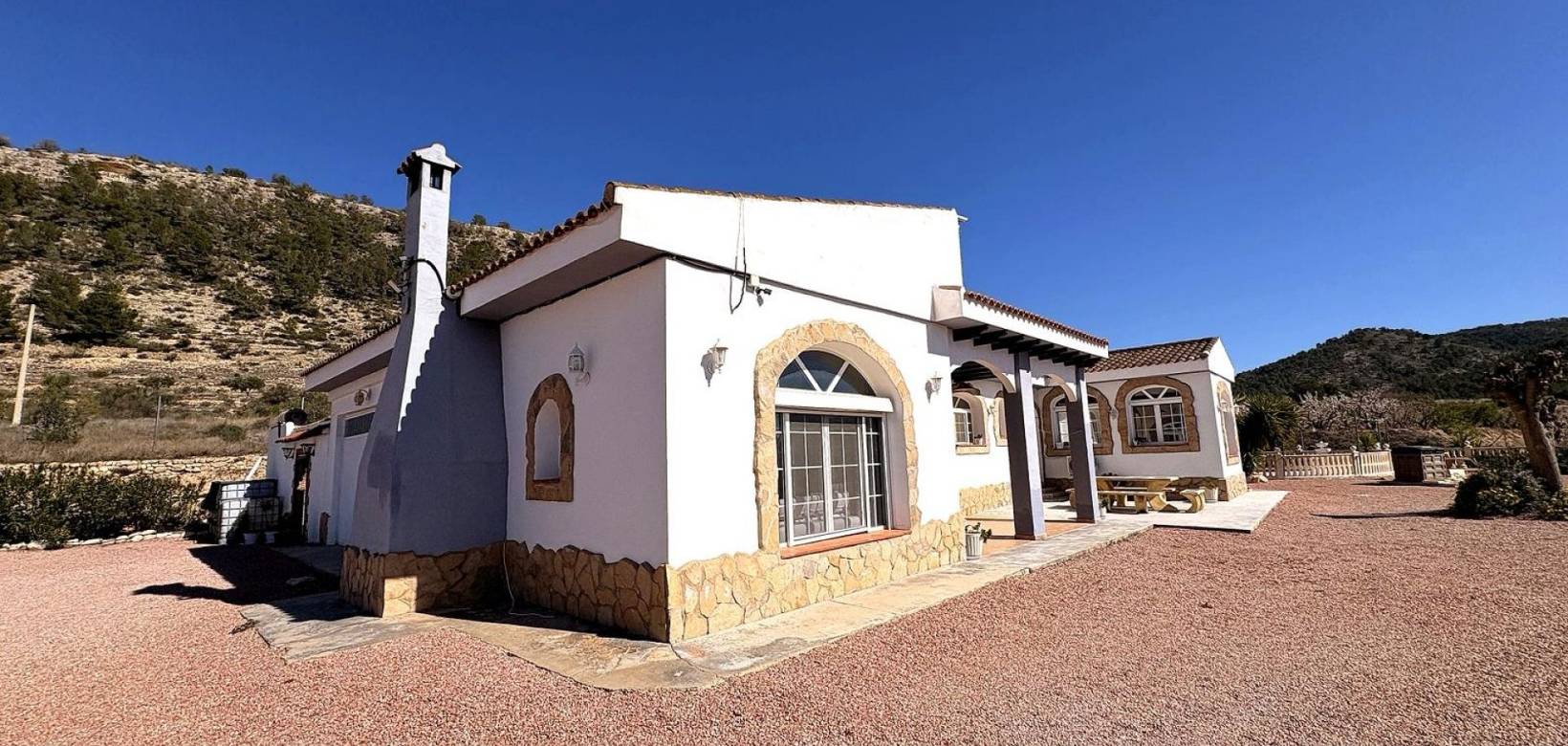 Wederverkoop - Villa -  - Monovar