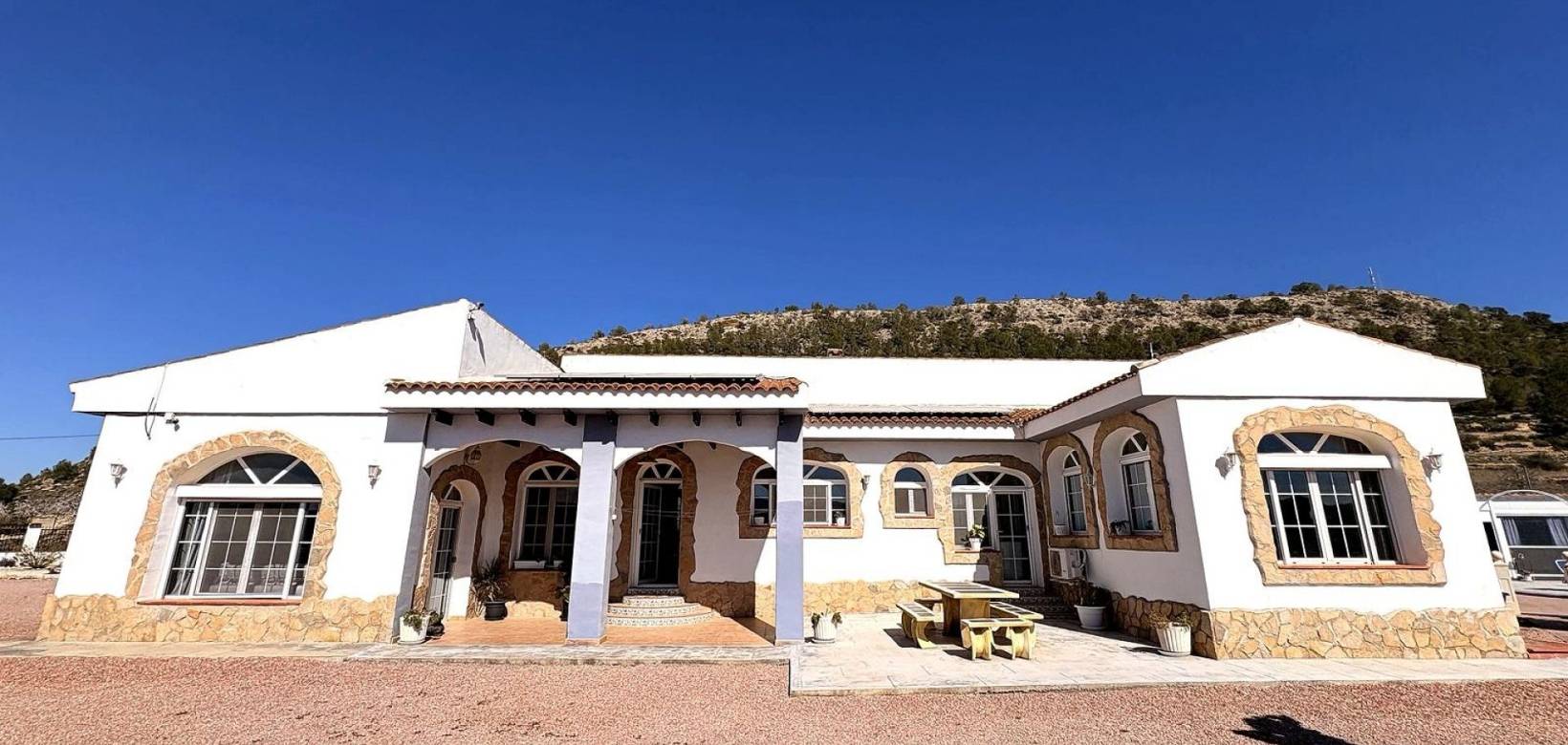 Wederverkoop - Villa -  - Monovar