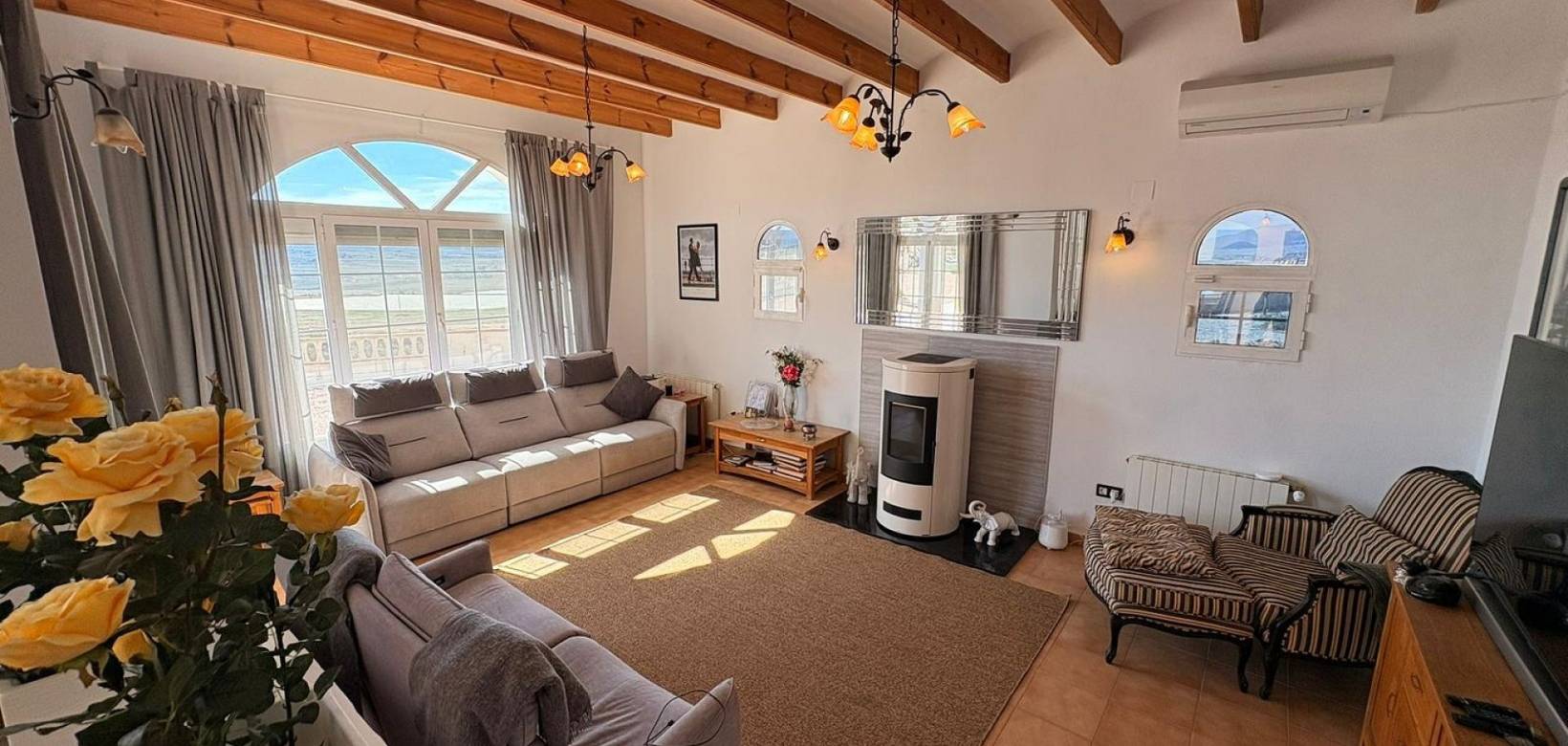 Wederverkoop - Villa -  - Monovar