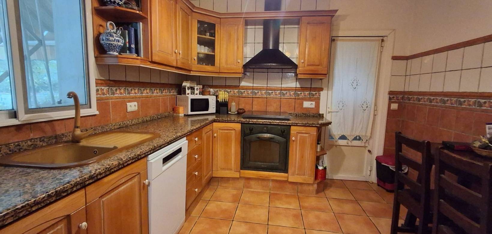 Wederverkoop - Villa -  - Monovar