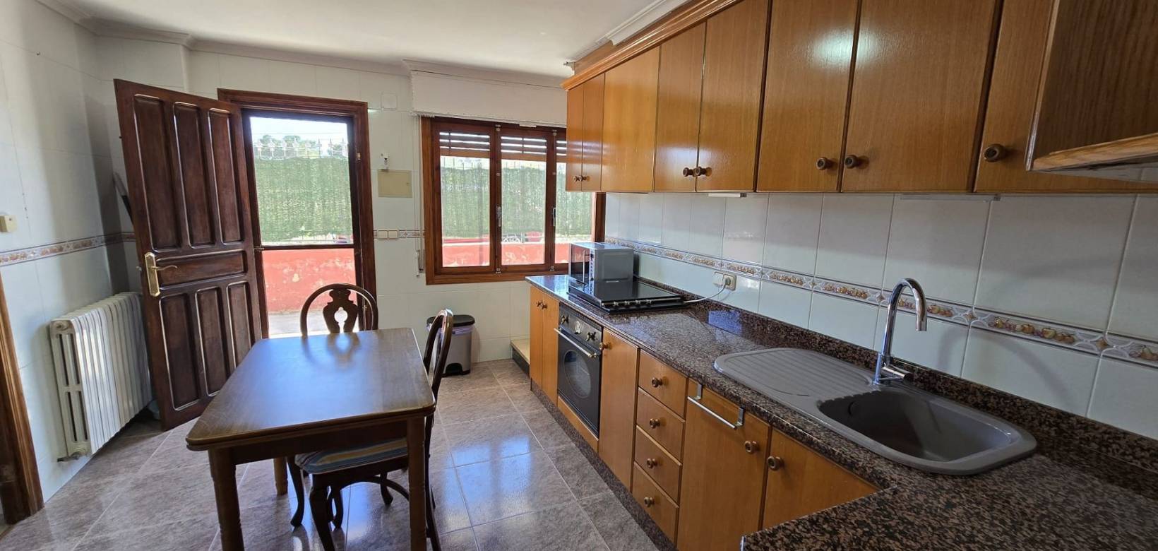Wederverkoop - Villa -  - Monovar