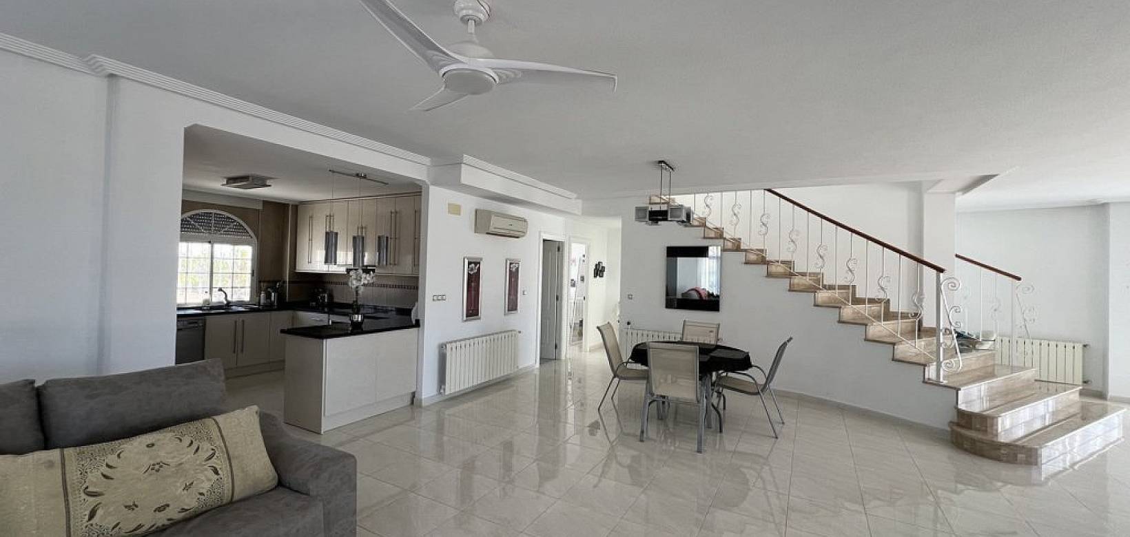 Wederverkoop - Villa - Pinoso - 