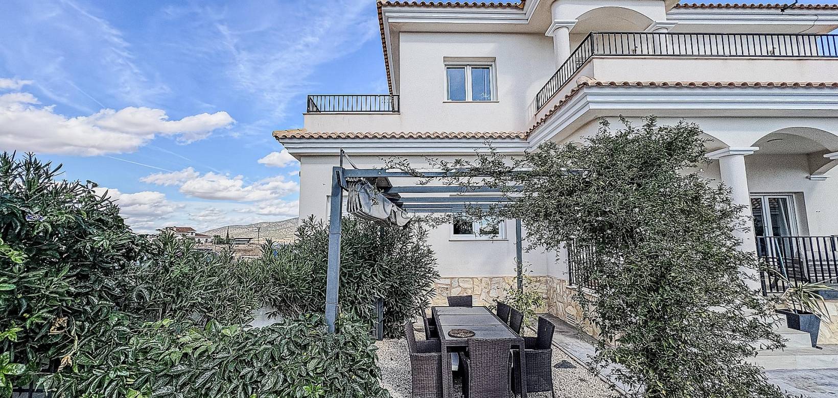 Wederverkoop - Villa - Pinoso - 