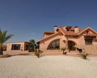 Wederverkoop - Villa - Pinoso - 