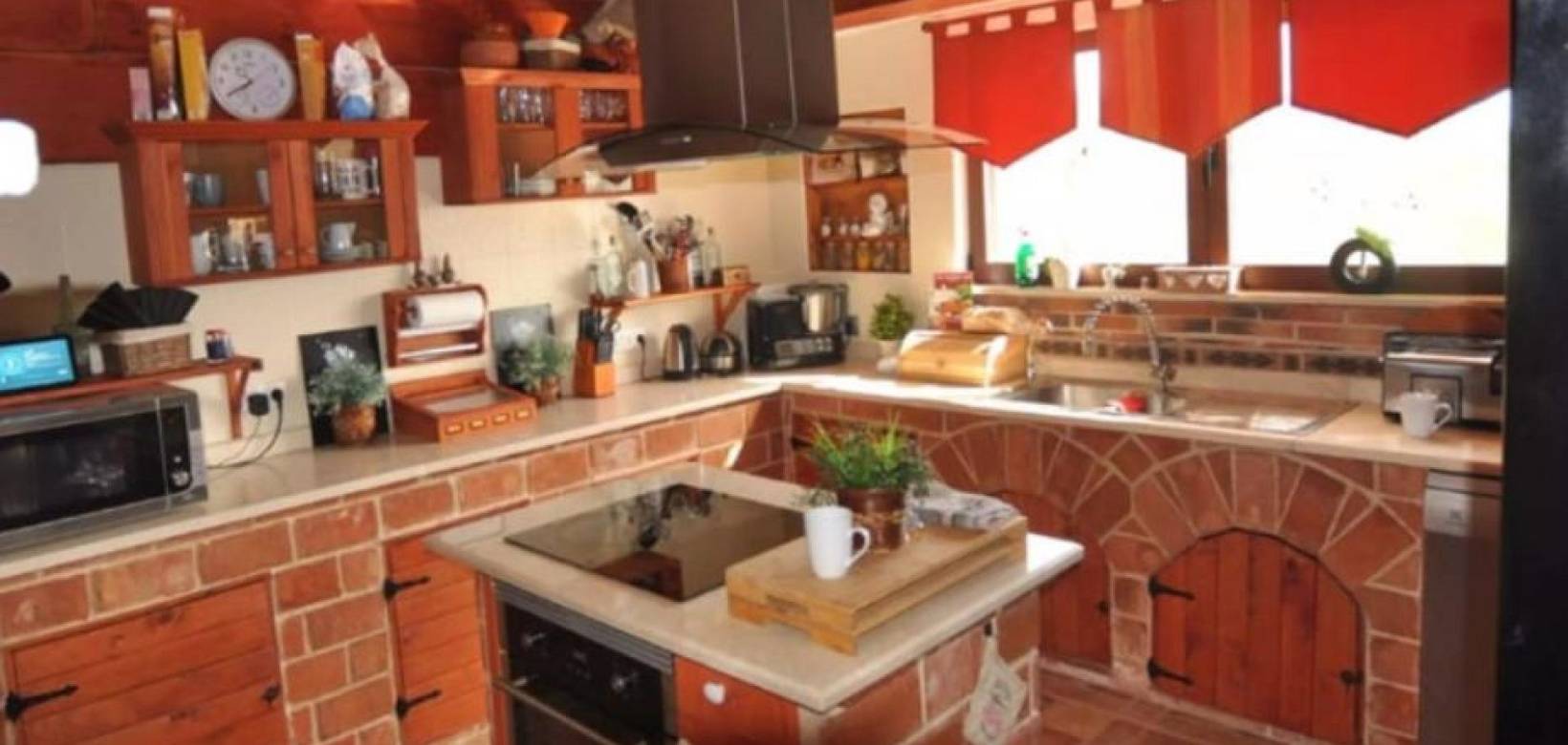 Wederverkoop - Villa - Pinoso - 