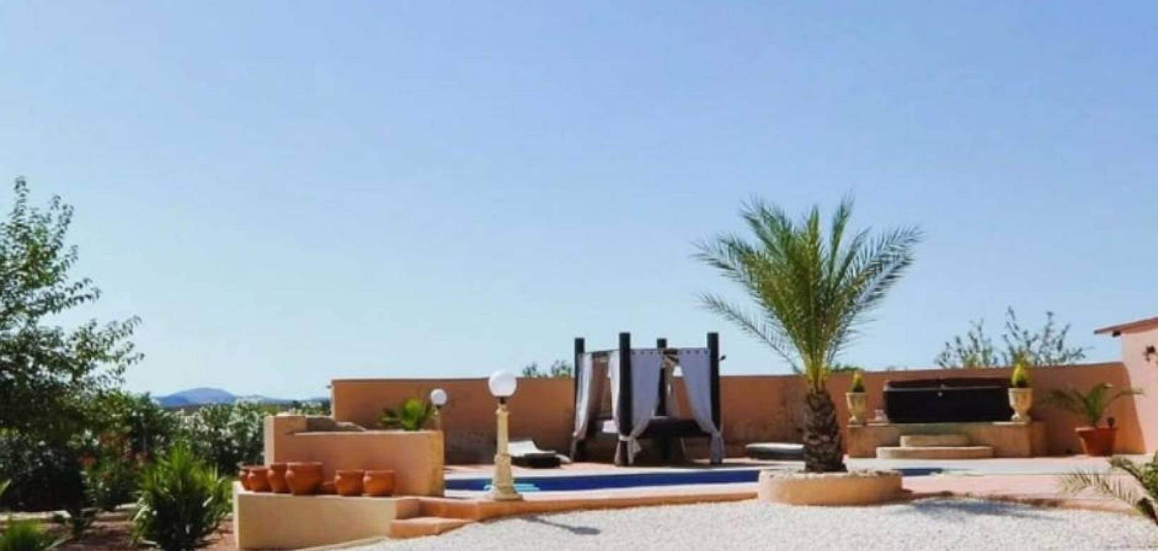 Wederverkoop - Villa - Pinoso - 