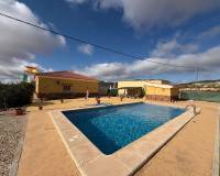Wederverkoop - Villa - Pinoso - 
