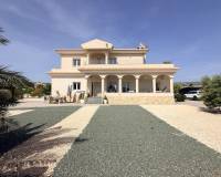 Wederverkoop - Villa - Pinoso - 